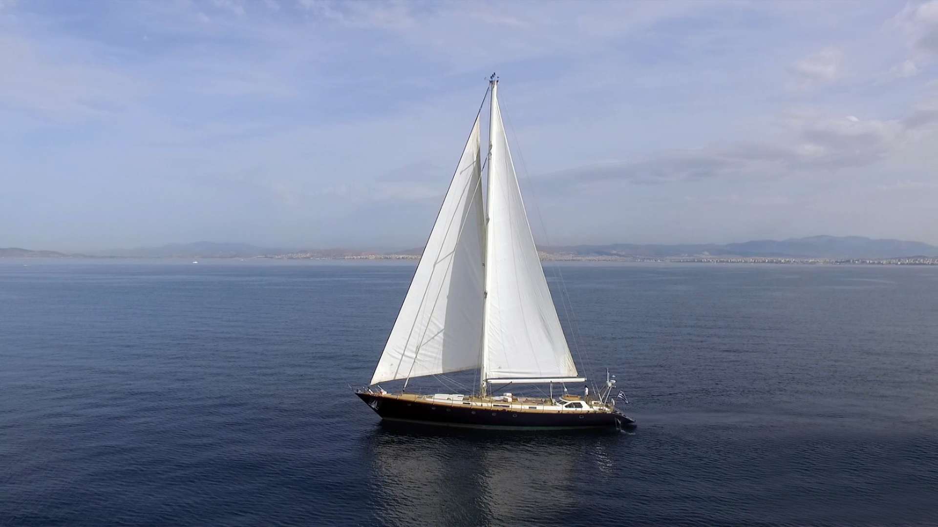 WIND OF CHANGE Yacht Charter - Sailing