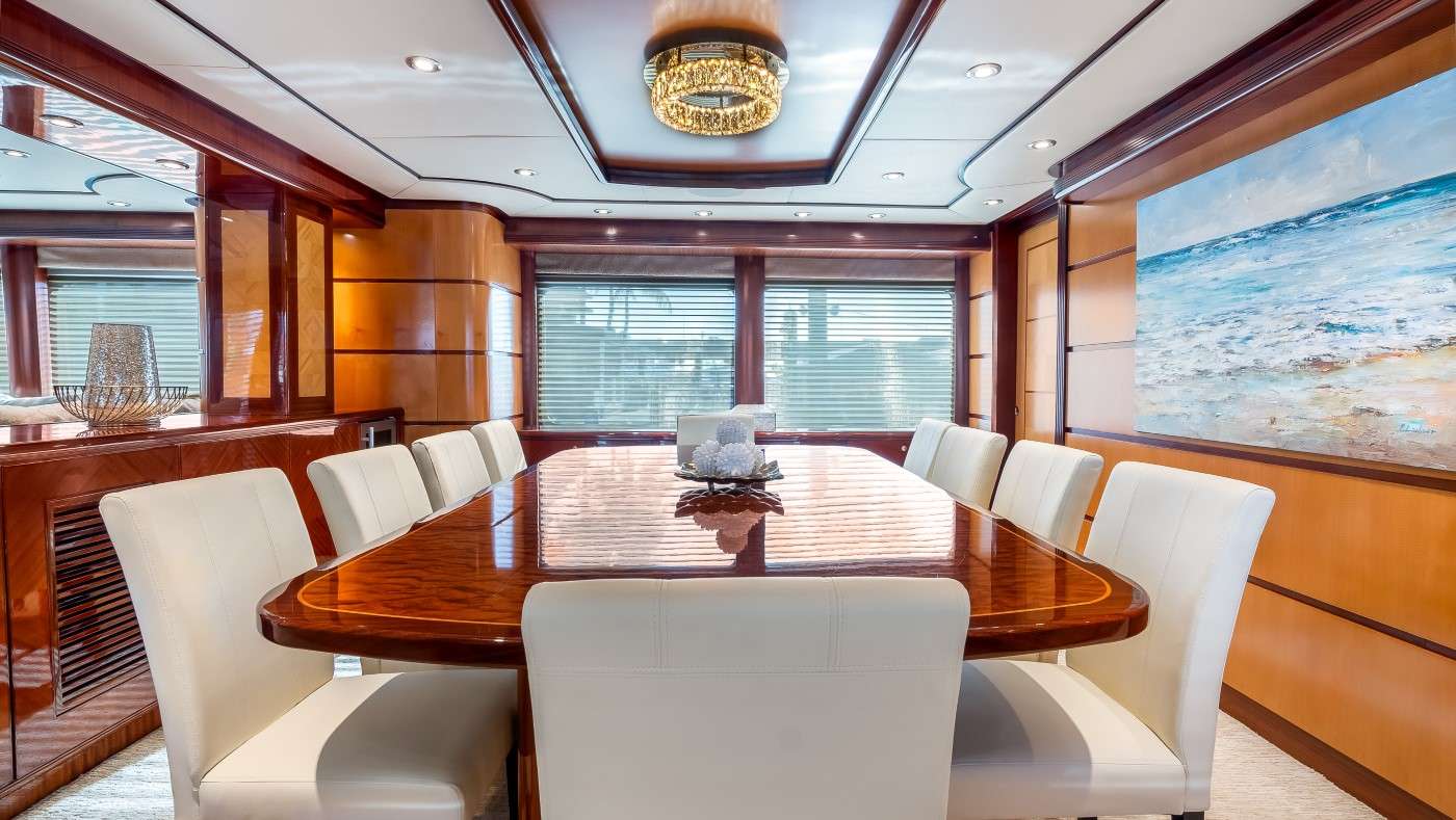 JUST ENOUGH Yacht Charter - Dining Area