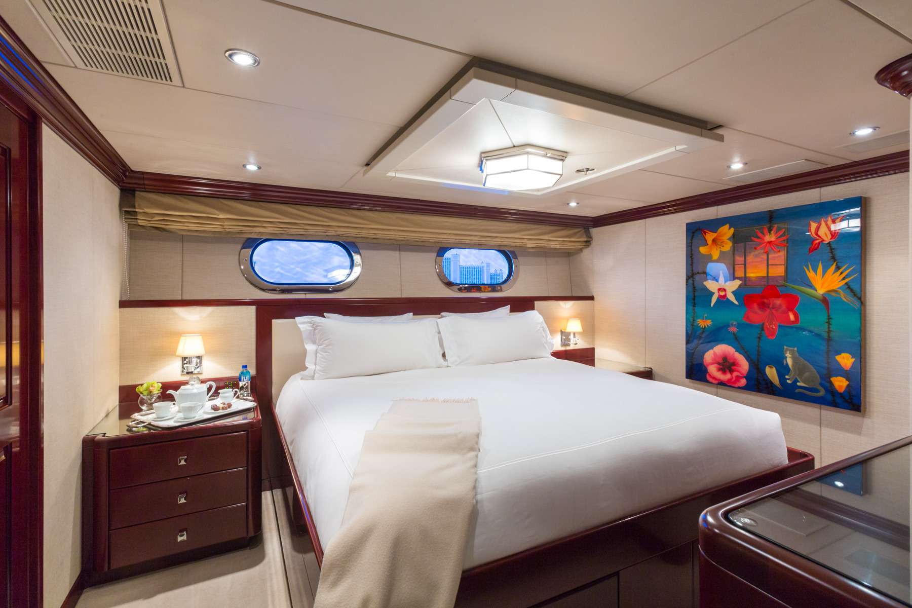 Lady Joy Yacht Charter - VIP King Guest Stateroom