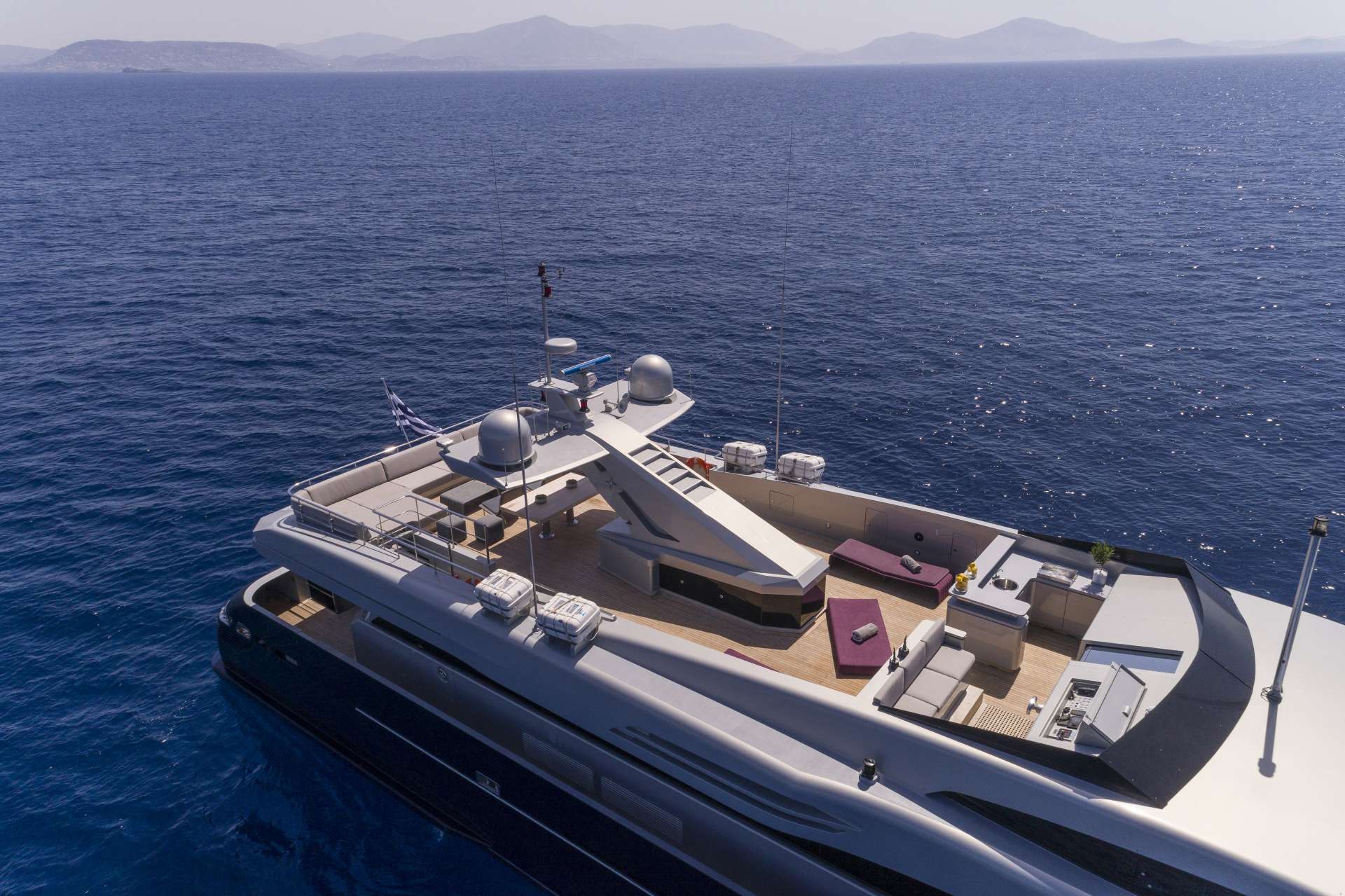 Billa Yacht Charter - Sun deck