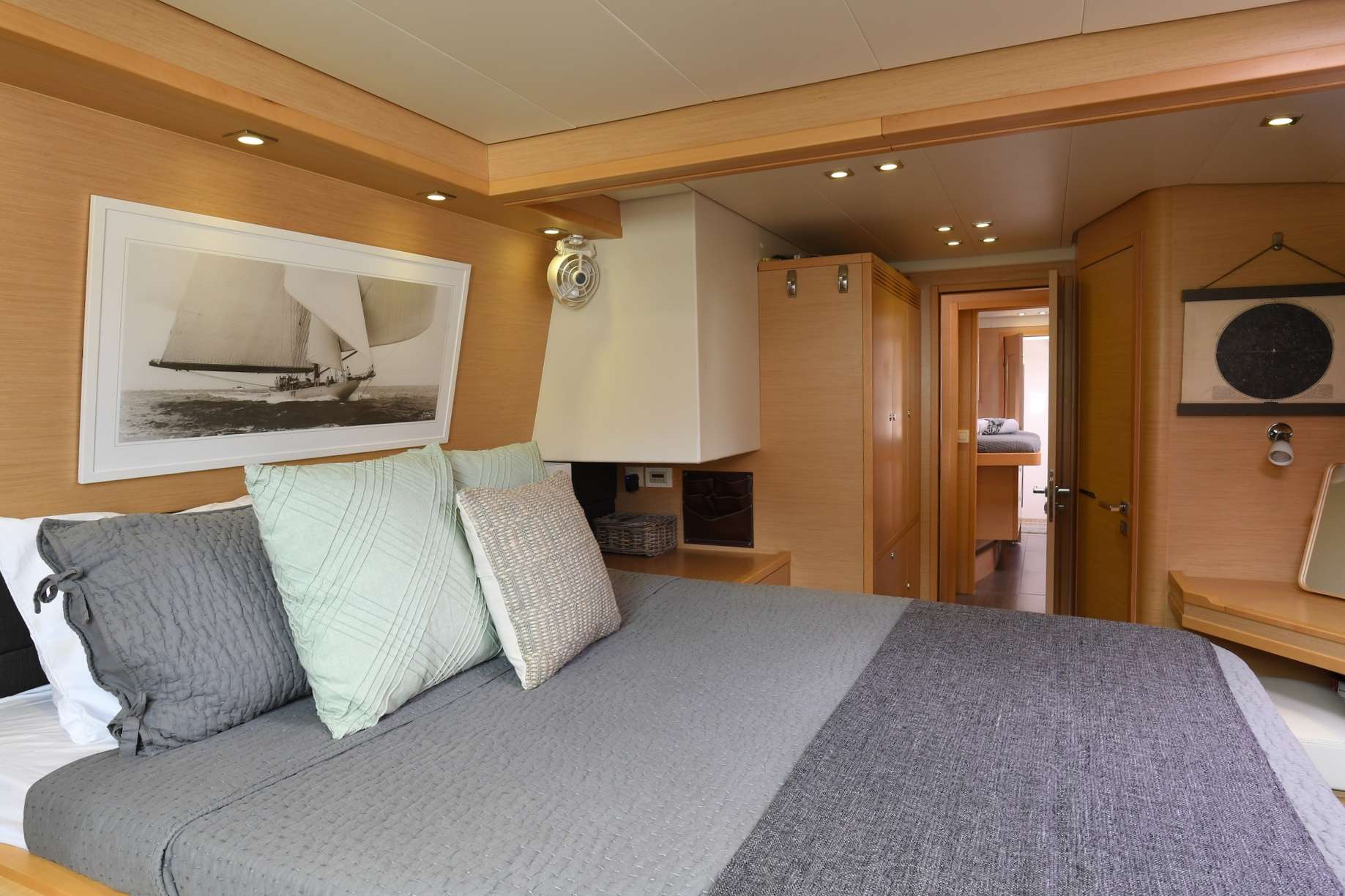 VIRAMAR Yacht Charter - Master Cabin