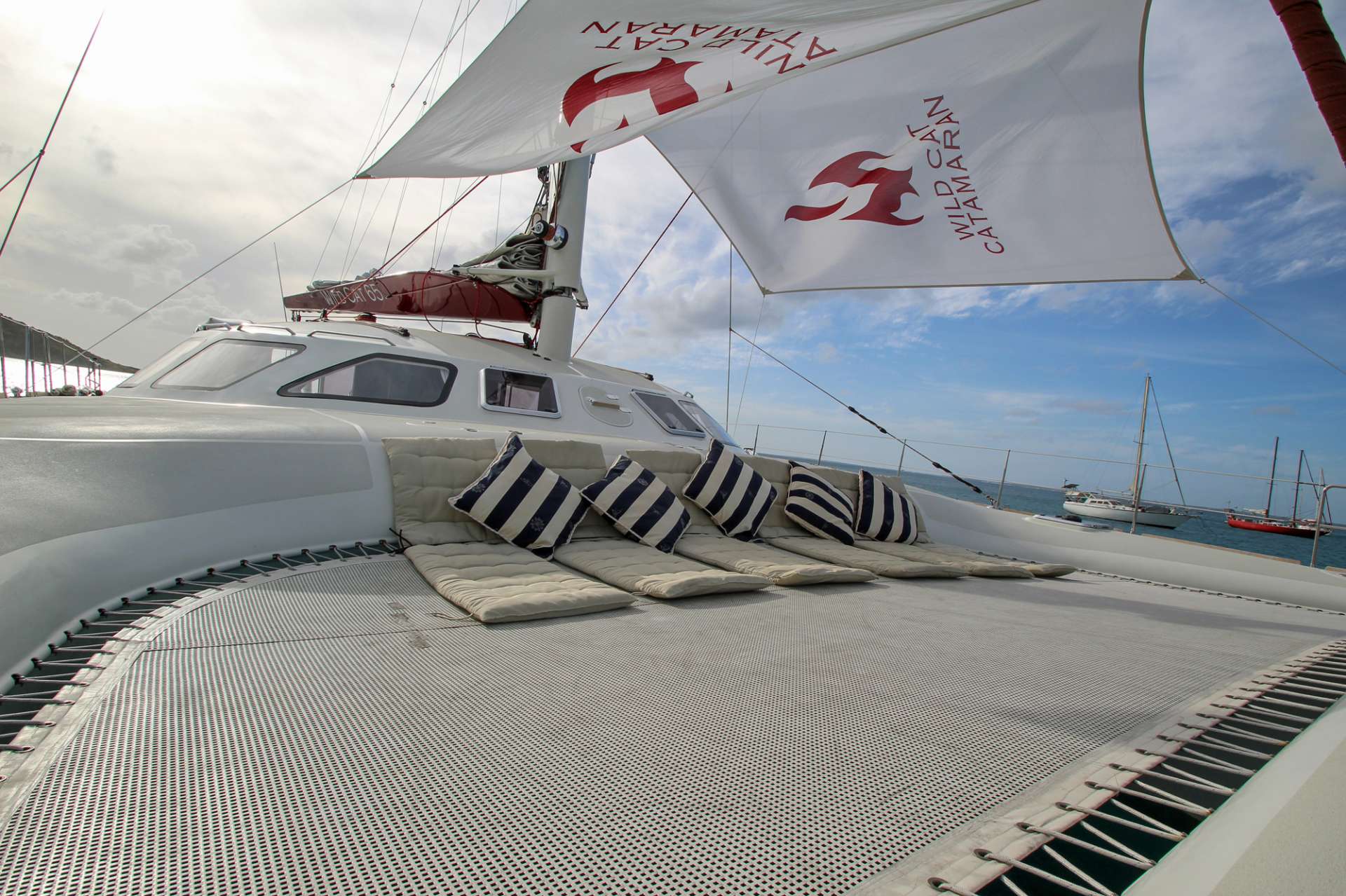 Catamaran Charter Wild Cat