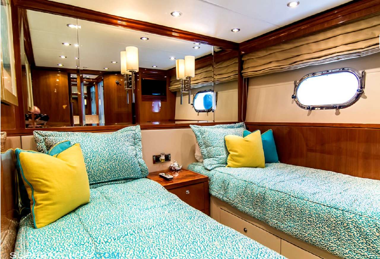 Convertible Twin/ Queen Stateroom