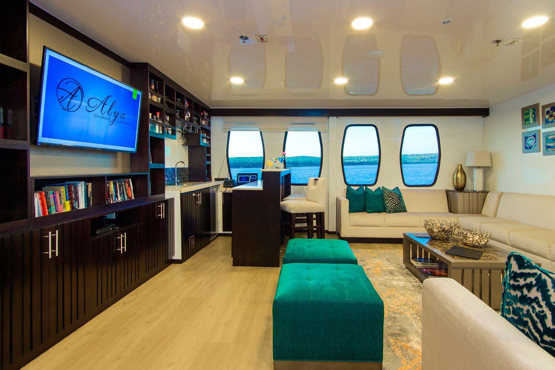 Catamaran Charter Alya