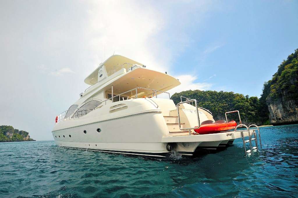 LADY KATHRYN Yacht Charter - moored