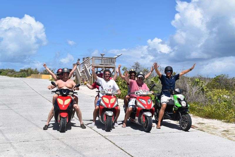 3 SISTERS Yacht Charter - Scooters