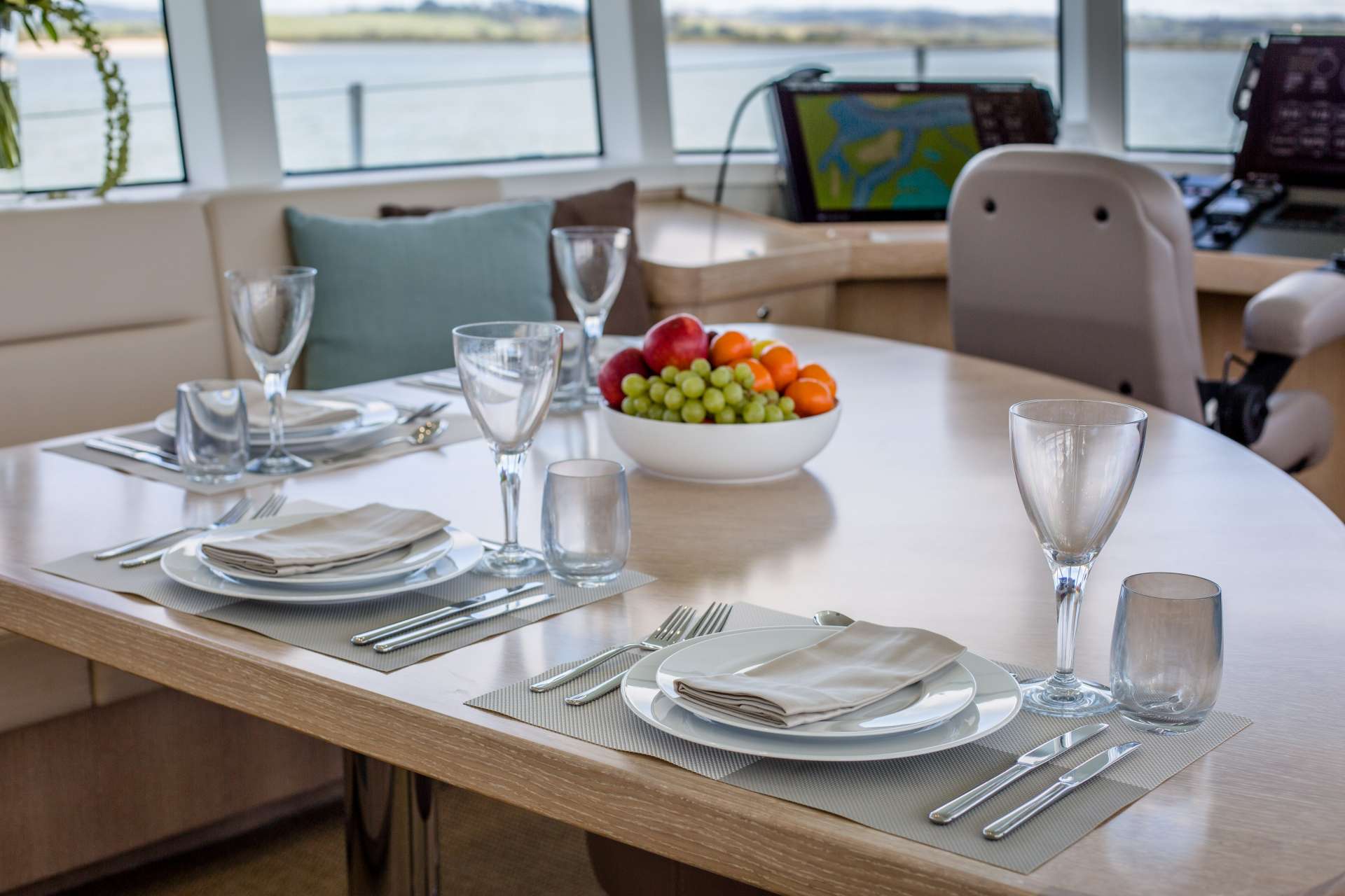 GREY WOLF Yacht Charter - Convivial Salon Dining