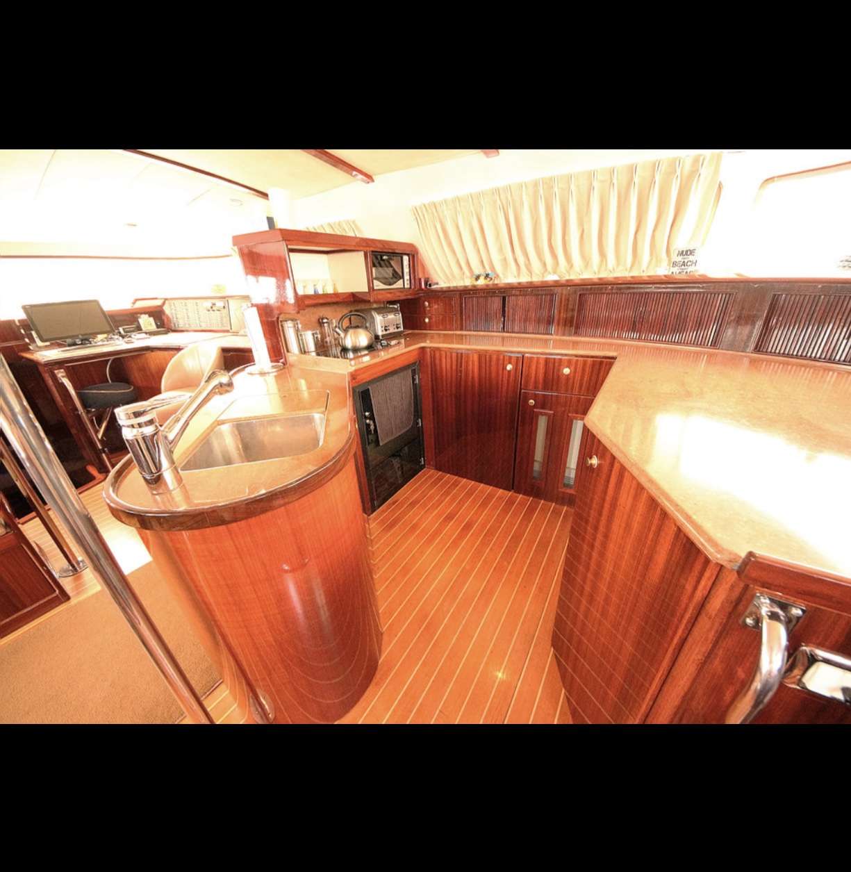 Main Galley 
