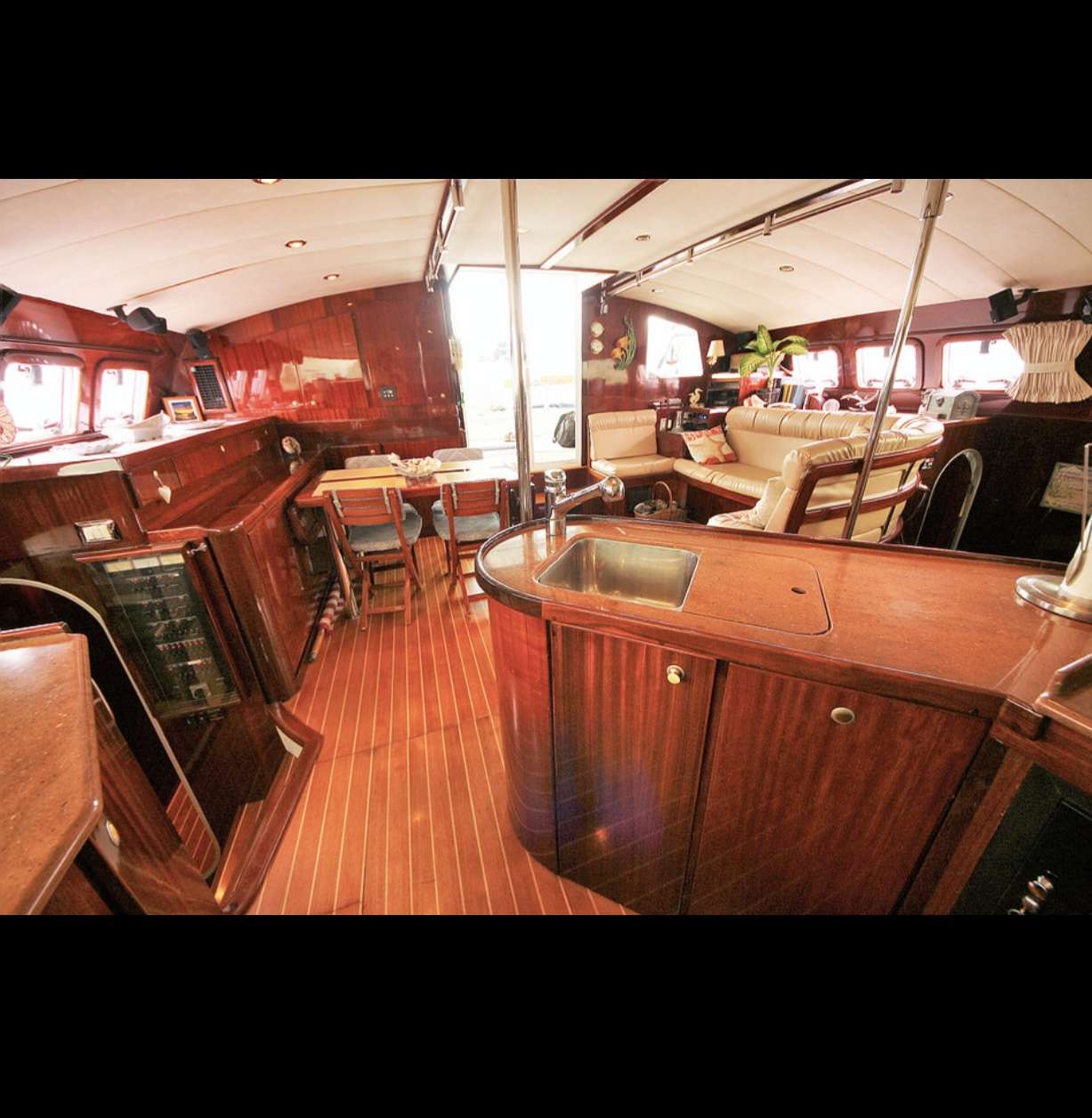 Salon