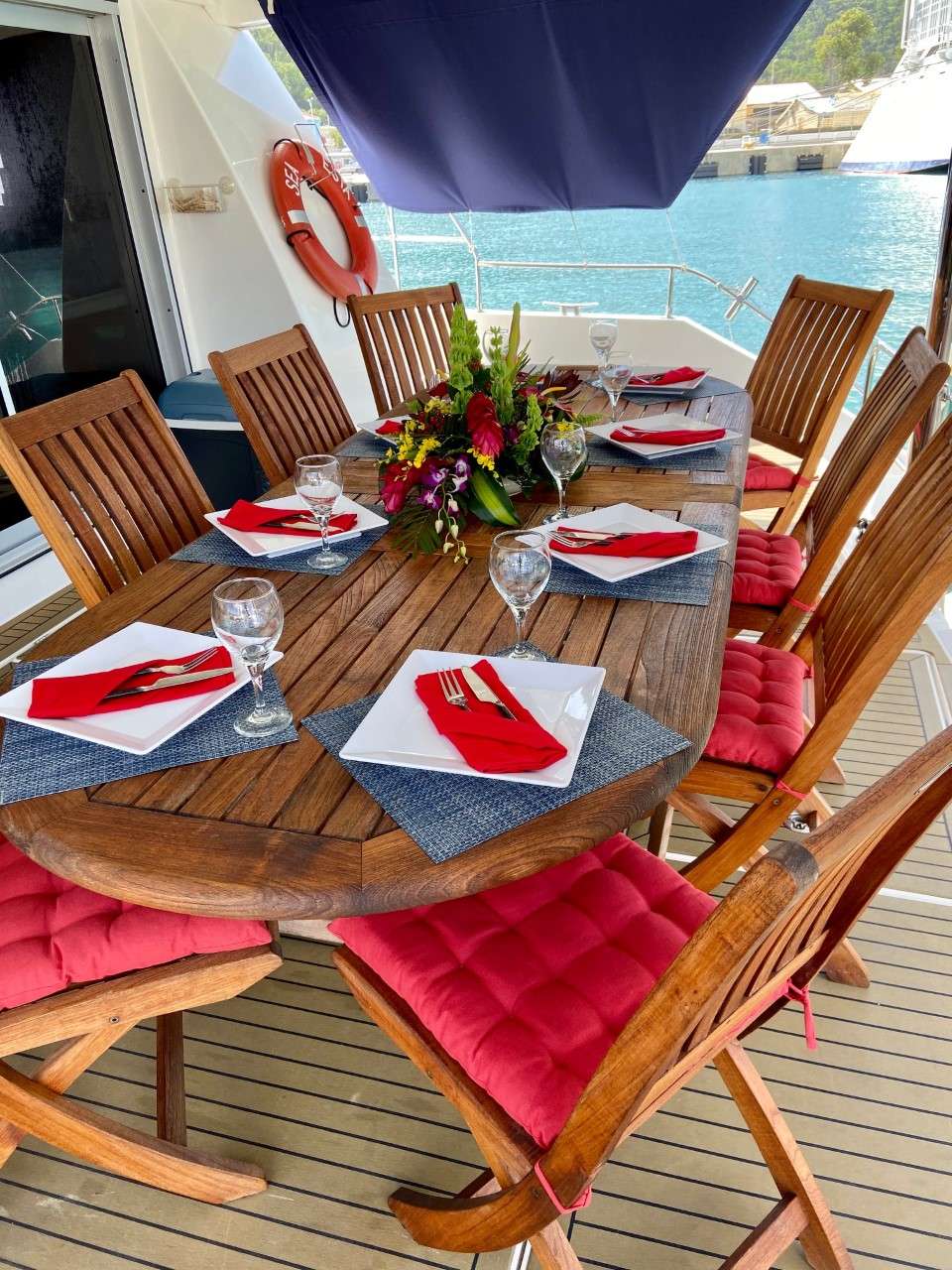SEA ESTA Yacht Charter - Alfresco dining for up to 10 on the open aft deck.