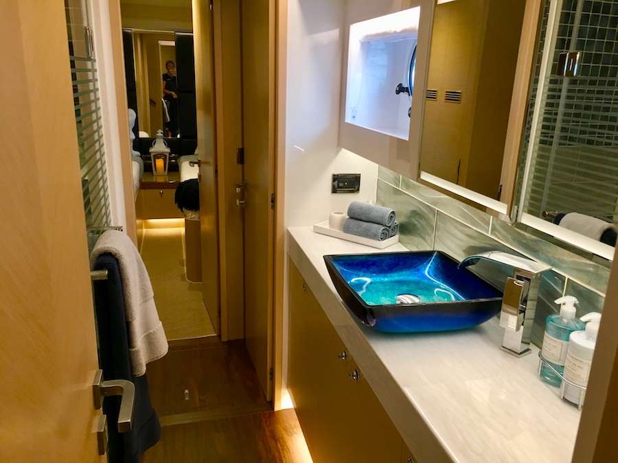 Catamaran Charter Eternity