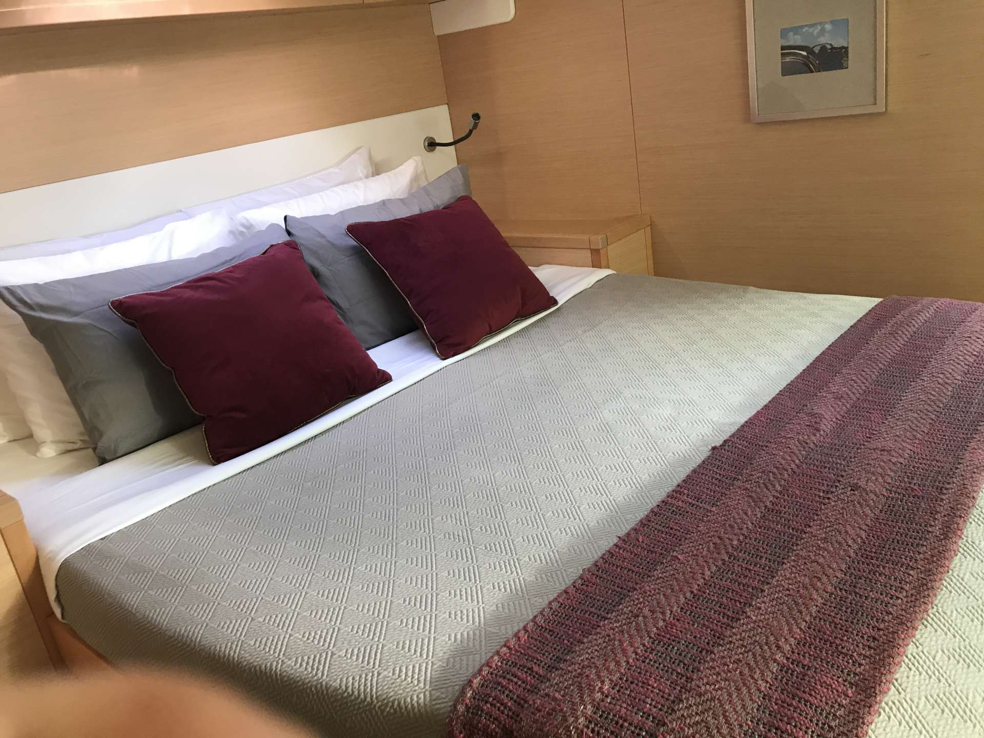 Catamaran Charter Samoru Ll