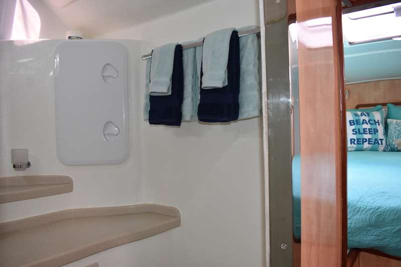 Catamaran Charter Ultima Life