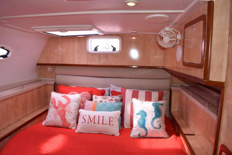 Catamaran Charter Ultima Life