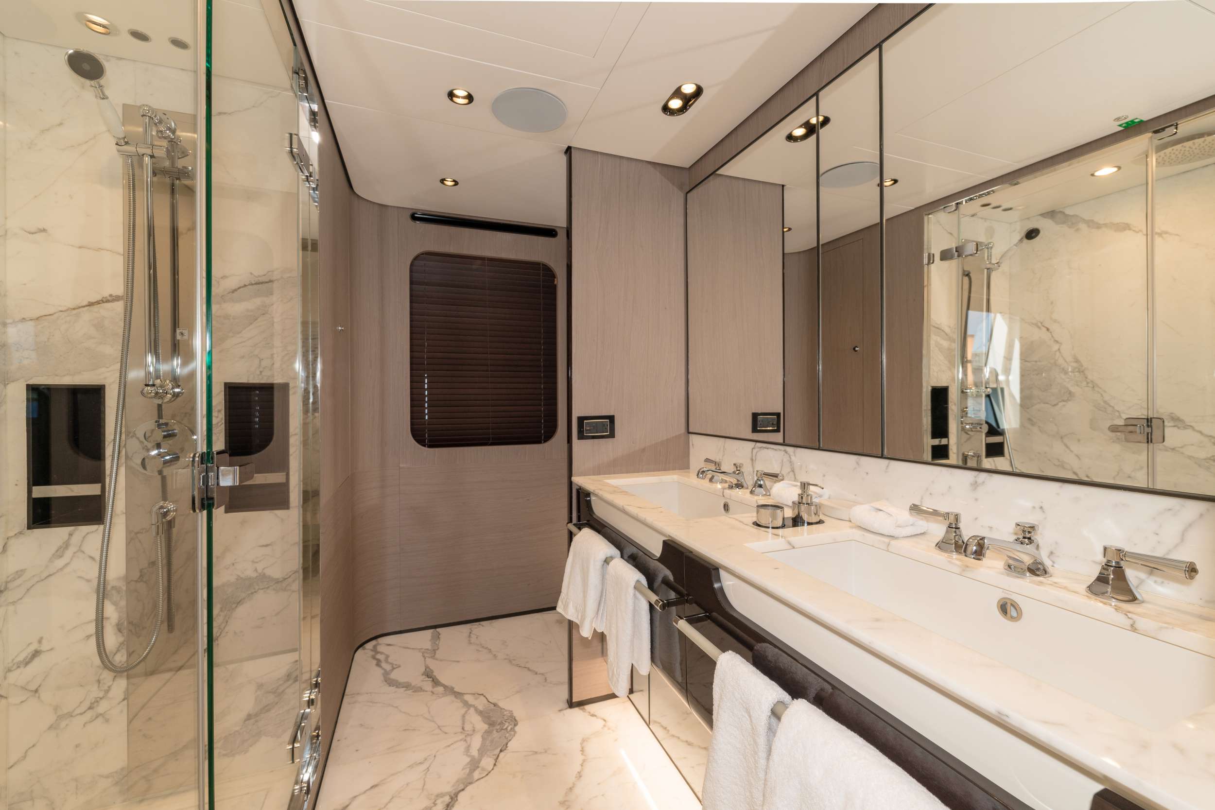 Master Stateroom Bath 