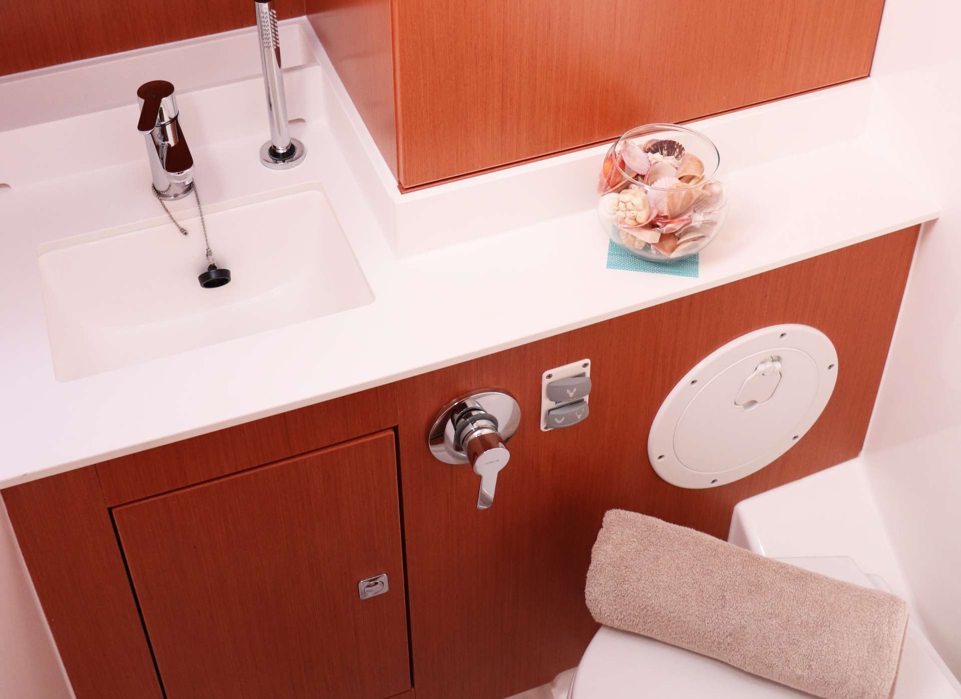 Master Cabin Bathroom