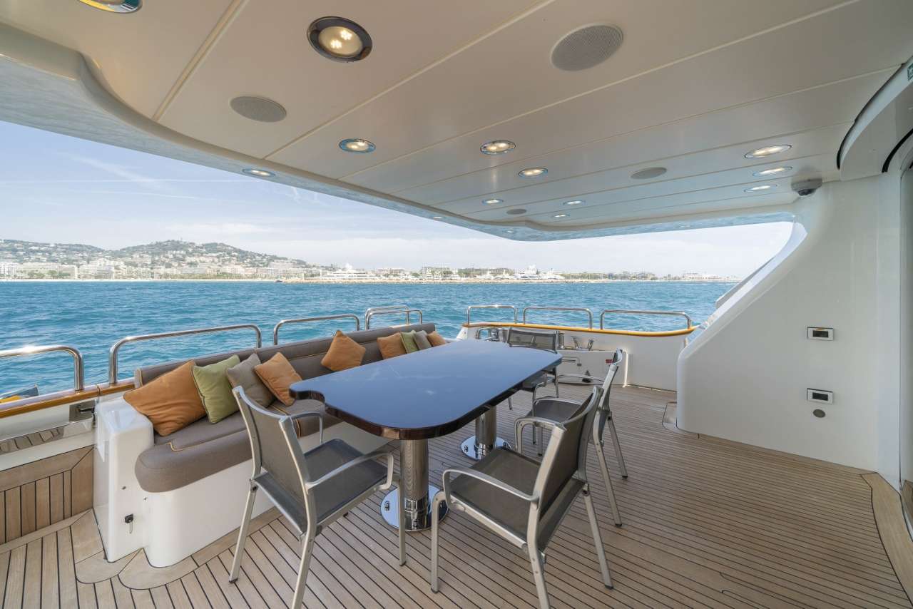 Aft Deck Dining