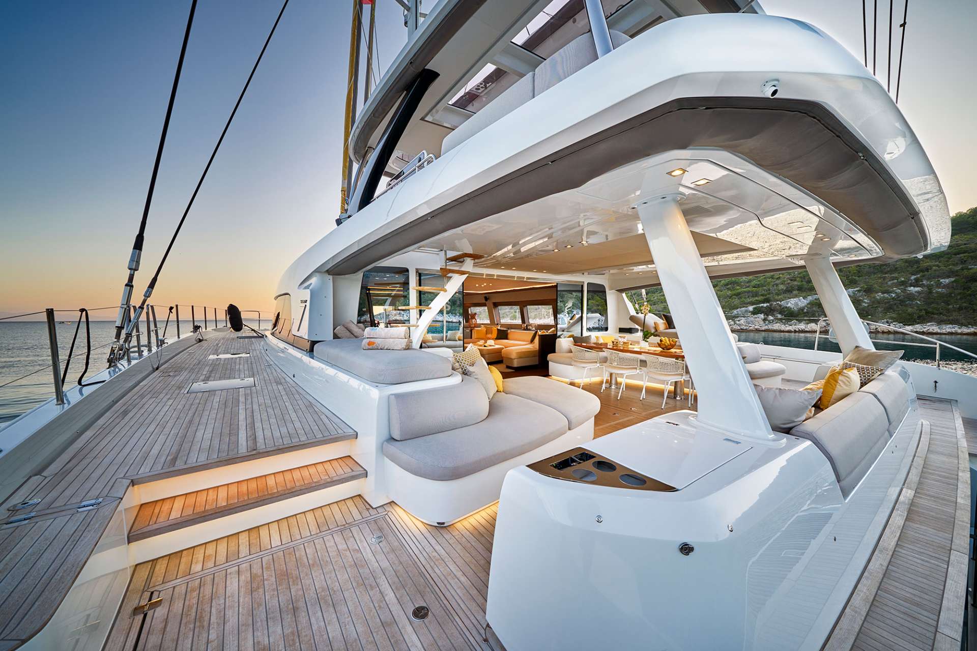 h2o luxury yachts