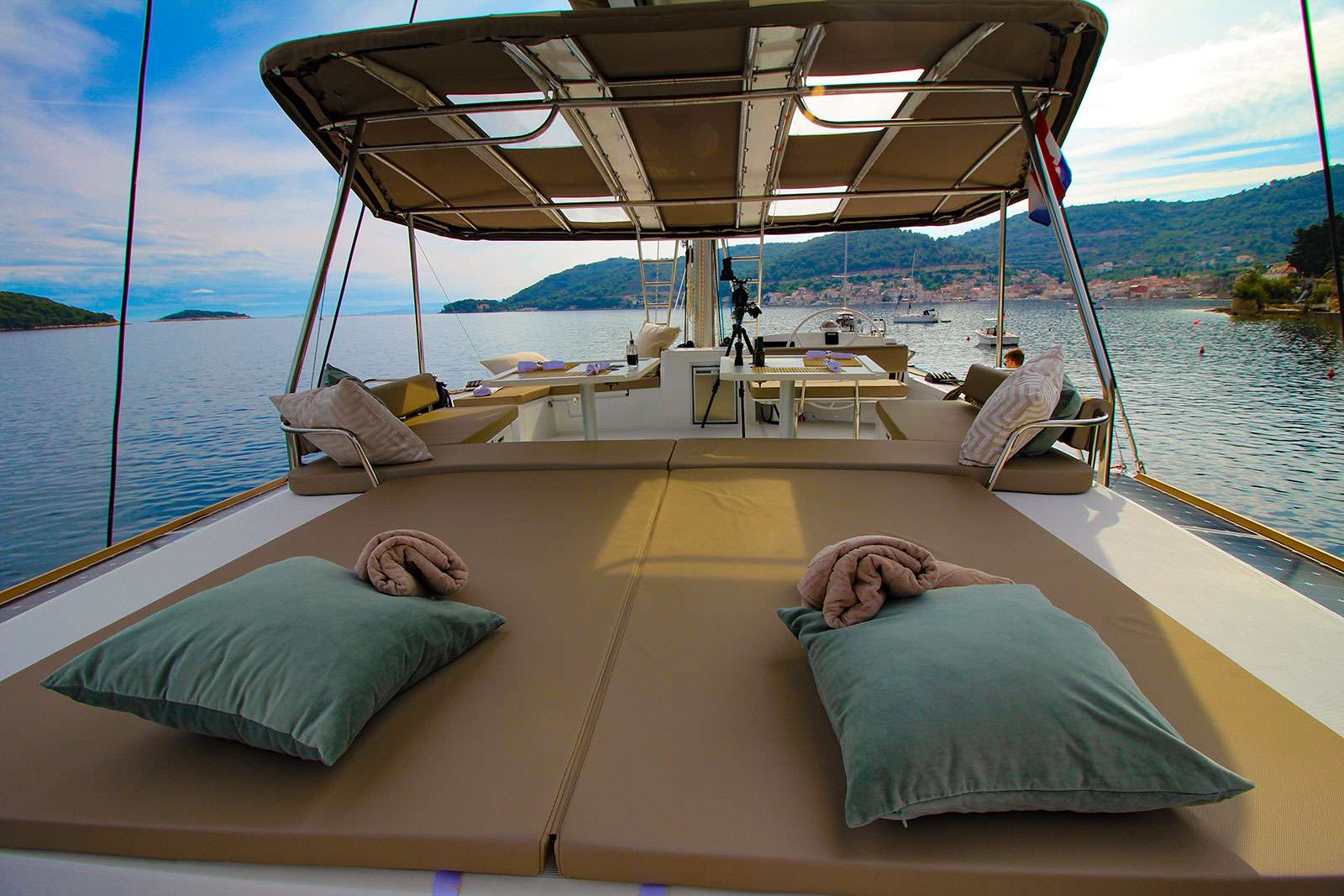 location yacht bali