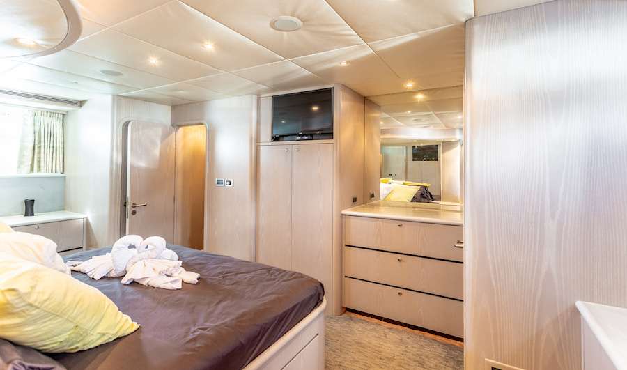 PRIME TIME Yacht Charter - Another view of the master king suite