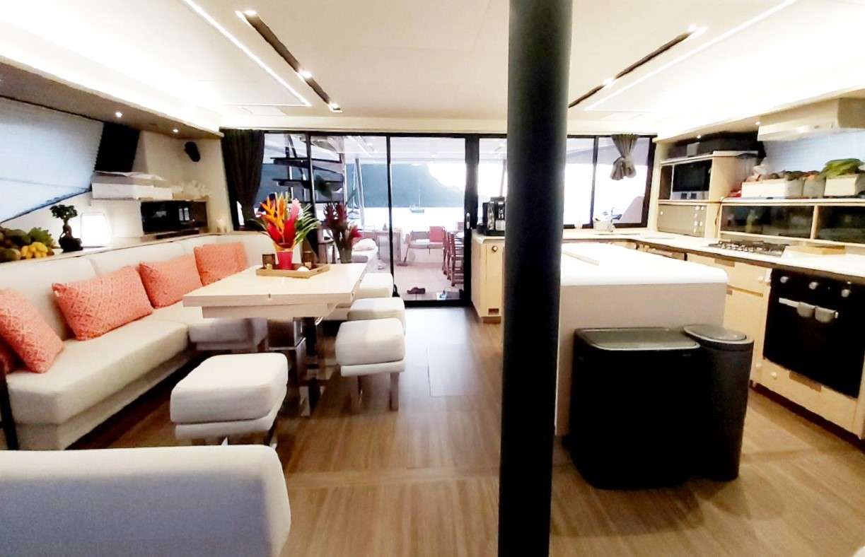 Catamaran Charter Black Cat