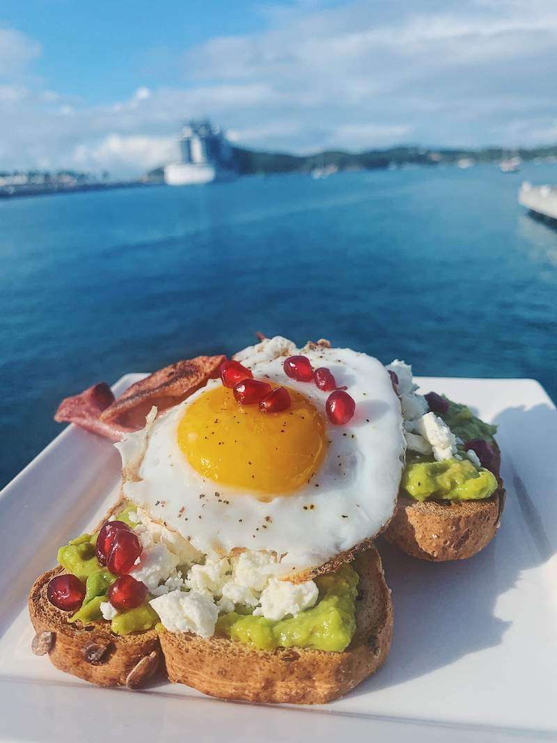 breakfast on makin memories catamaran