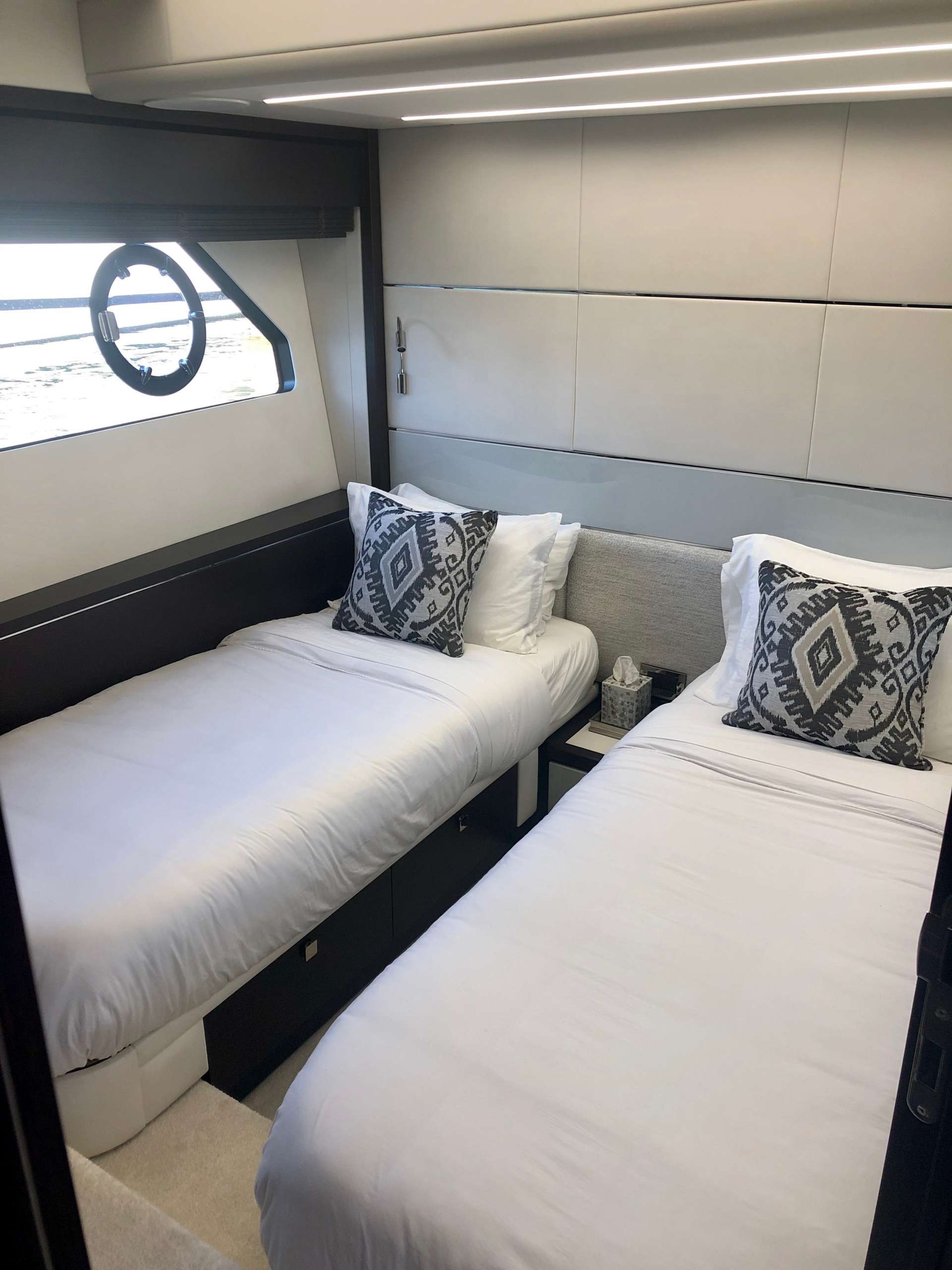 Guest stateroom - twins or converts to a double
