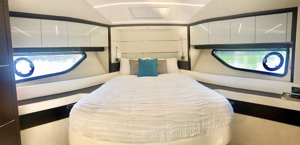 Vip - full width view