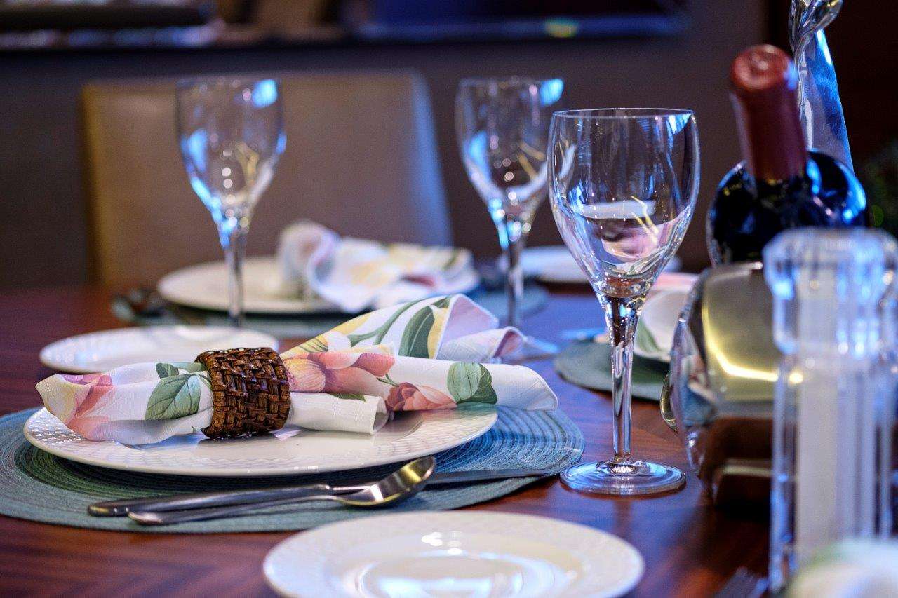 Formal Dining Accents