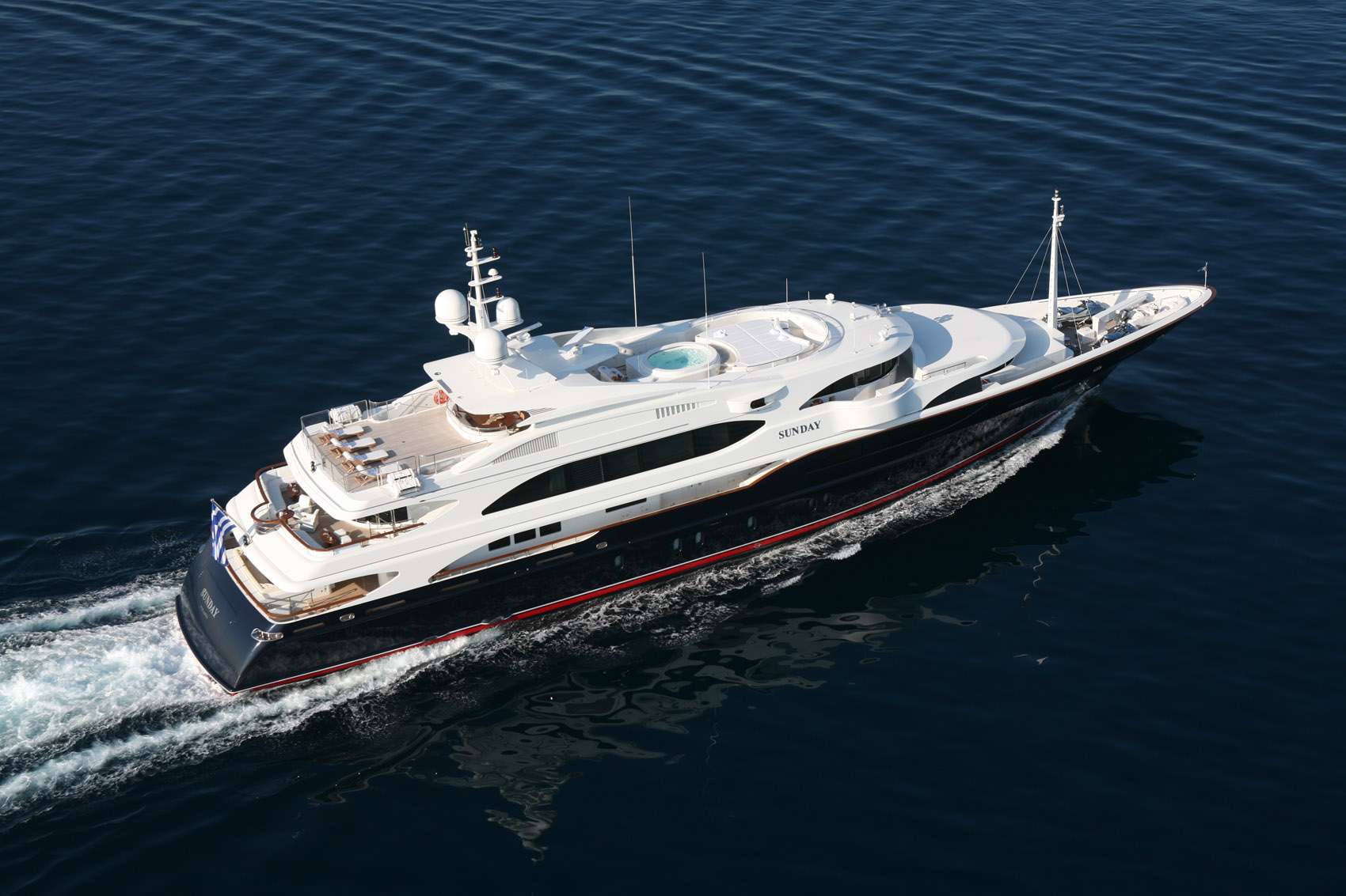 196′ Benetti SUNDAY For Charter