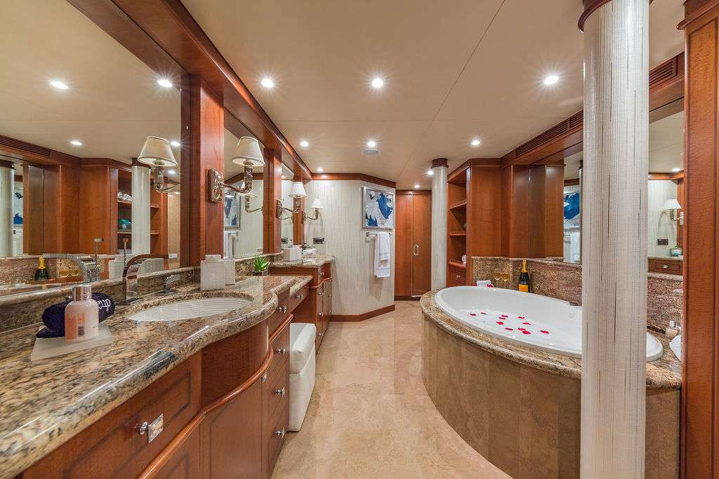 AT LAST Yacht Charter - Master En-suite with Jacuzzi Tub and Separate Rain Shower