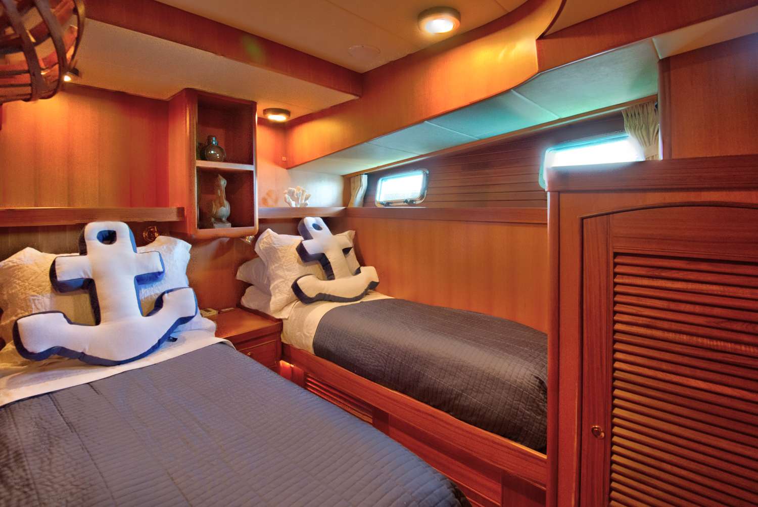 Twin Guest Cabin
