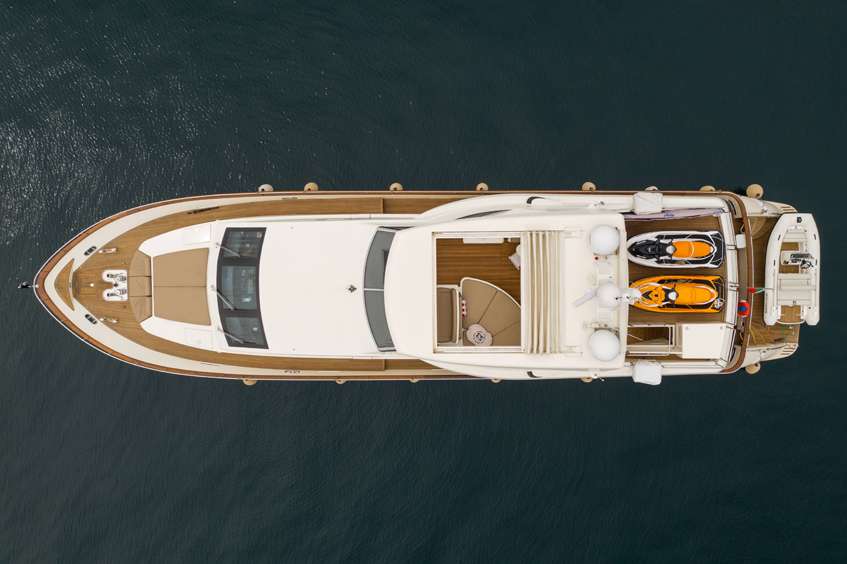 Star Link is a gorgeous 2008 Falcon (90ft) that underwent a refit in 2019/2020 and 2023. With 4 beautifully appointed cabins, she accommodates 8 guests. Aboard her spacious decks, you’ll find peace and relaxation.
Her exceptional crew of 5 led by Captain Stoyanov is excited to welcome guests for the 2023 season! Collectively, they speak Greek, Bulgarian, English, Russian, German, and basic French. With diverse backgrounds, they pamper their guests and treat them to the finest charter experience.
While cruising, if a little adrenaline is necessary, Star Link is equipped with a Williams 400 Turbojet tender- perfect for water-skiing, tubing, and exploring the Greek coastline. There are 2 jet skis for additional fun in the sun and a sea bob! To round-out the activities, head out on the SUP, explore the underwater wonders with snorkeling equipment, or get in some fishing.
Star Link is the perfect way to explore the Greek Islands!