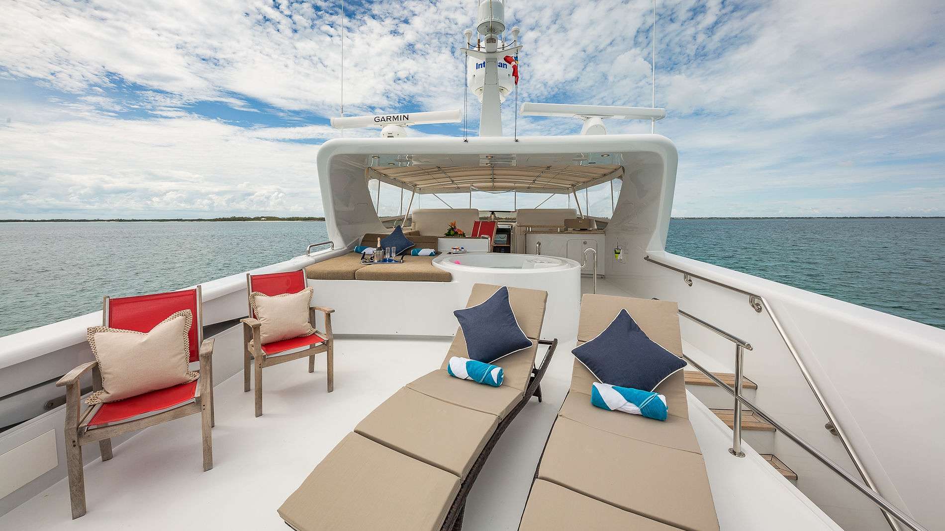 Flybridge Lounging