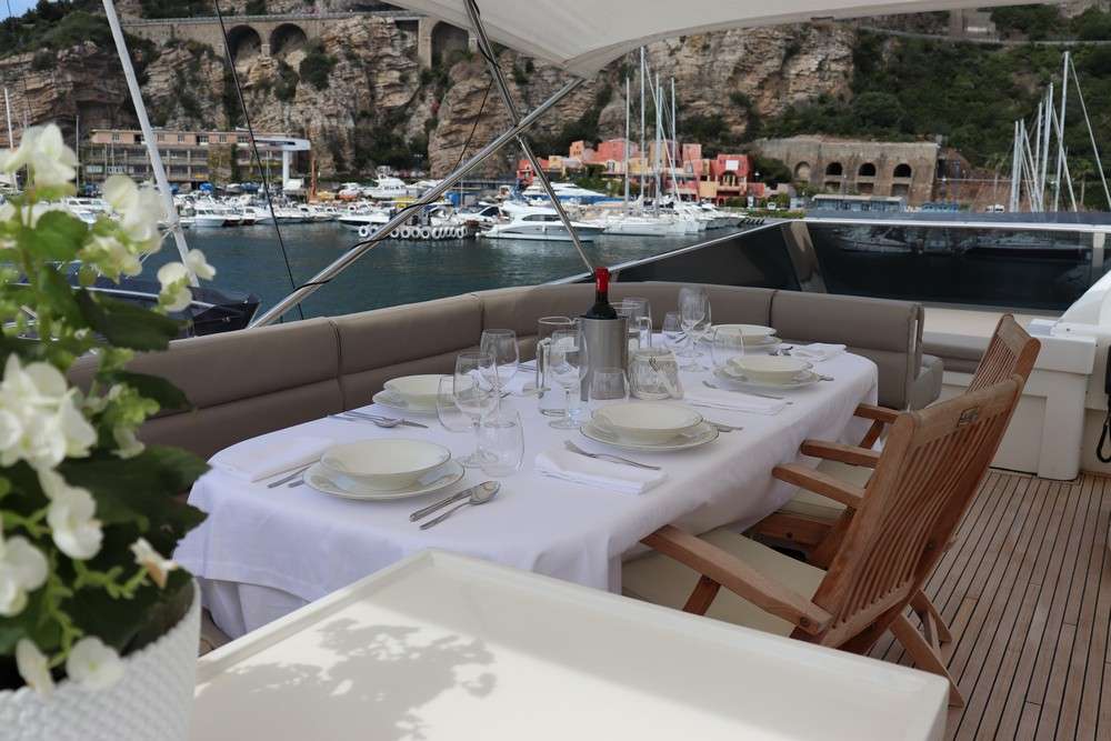 Flybridge