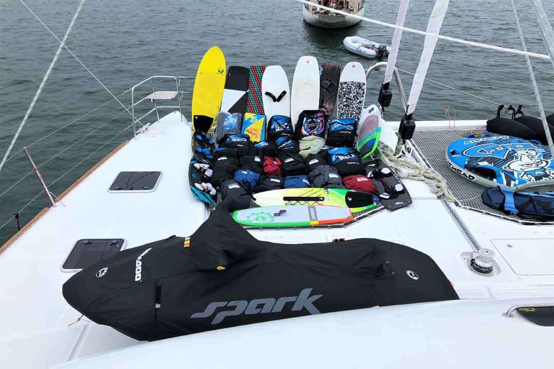 Catamaran Charter Oculus