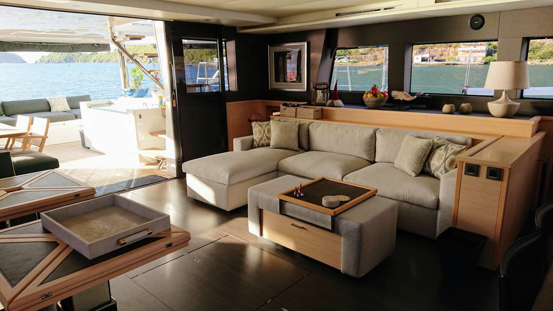 Catamaran Charter Oculus