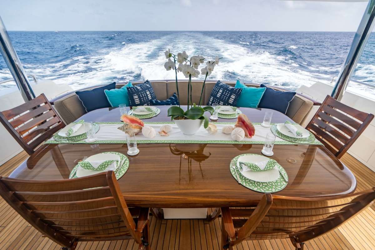 Aft deck 