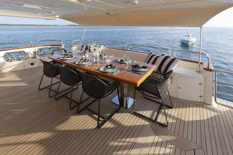 Main aft deck