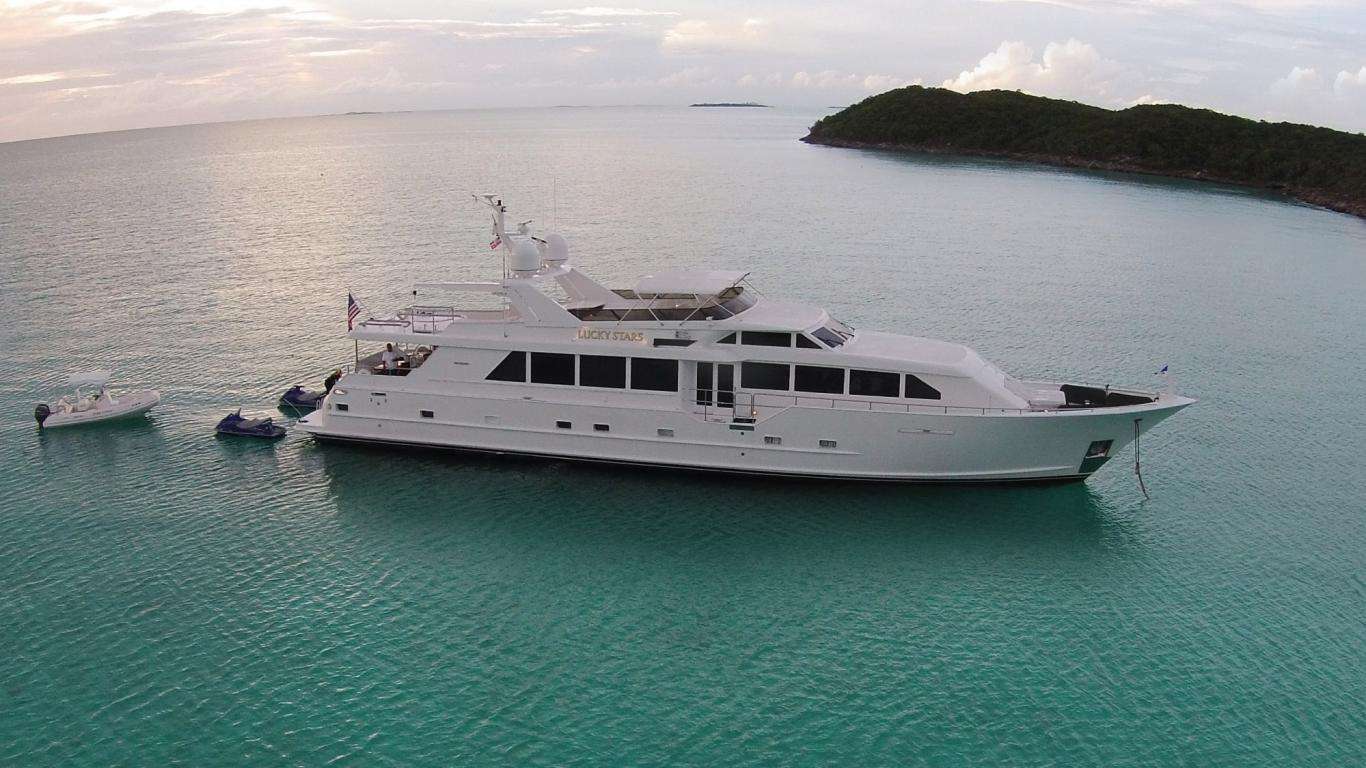 LUCKY STARS Yacht Charter - Ritzy Charters