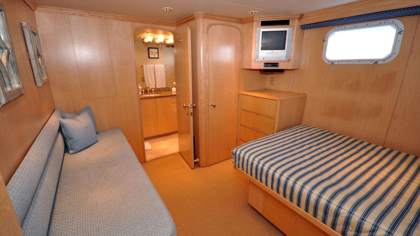LUCKY STARS Yacht Charter - Guest stateroom aft view