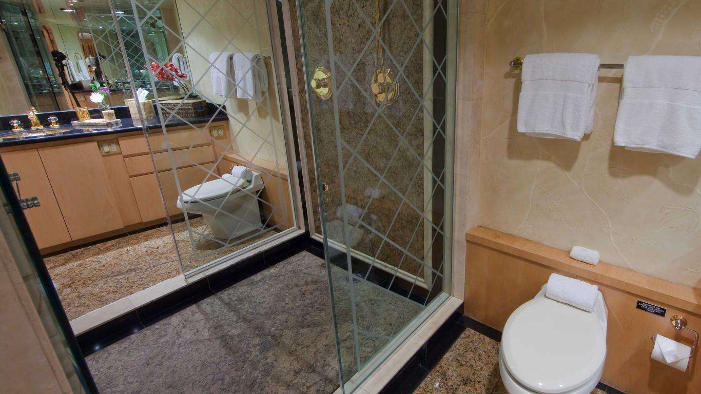 Master bath 