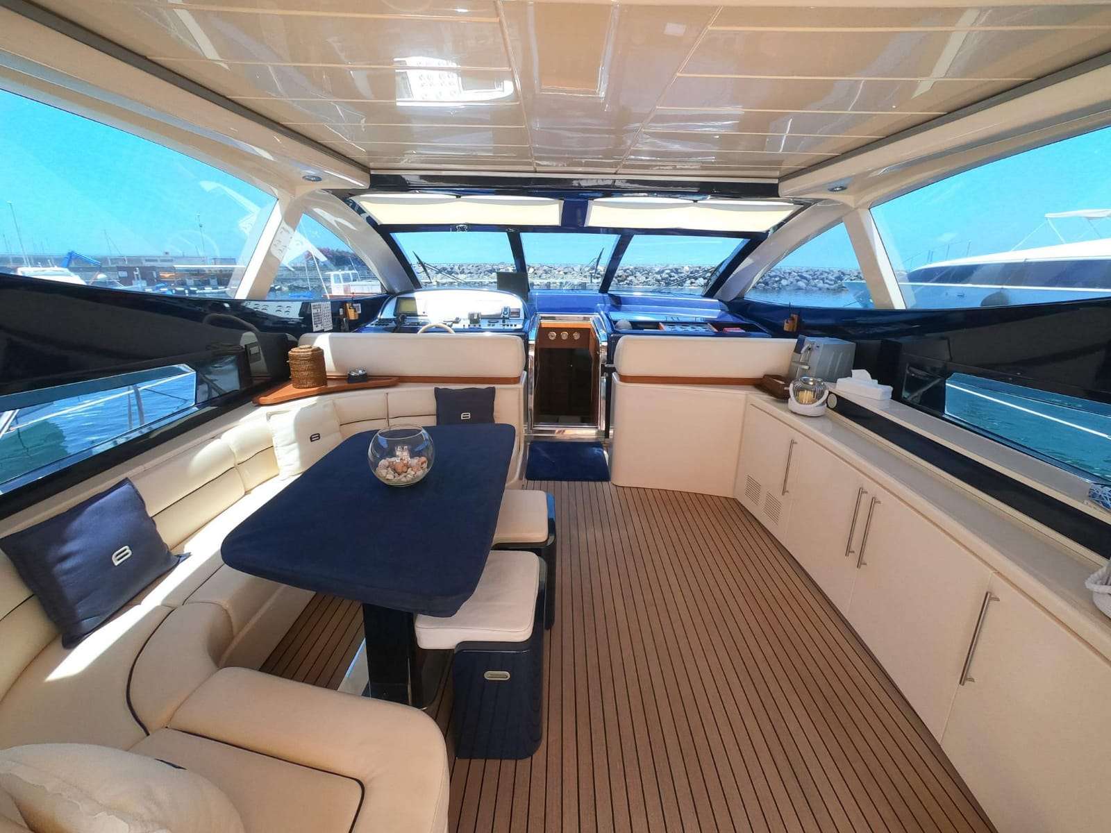 BABLUC Yacht Charter - Cockpit Area