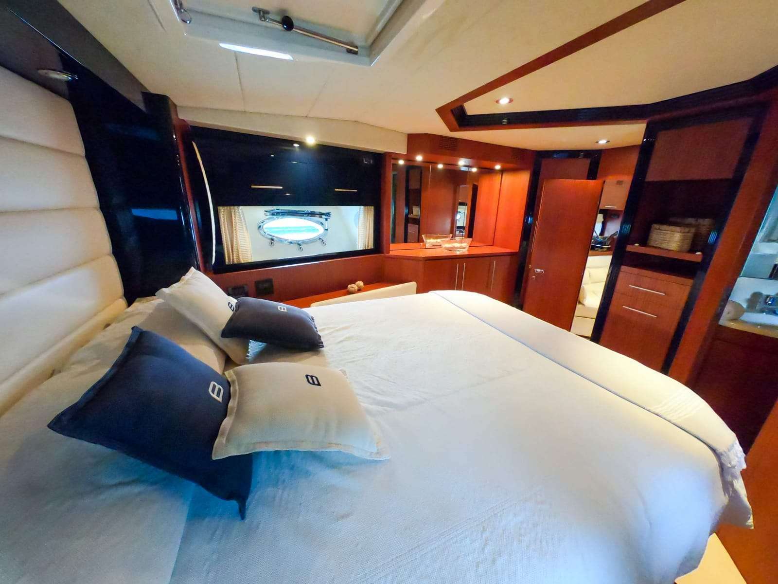 BABLUC Yacht Charter - Vip Cabin