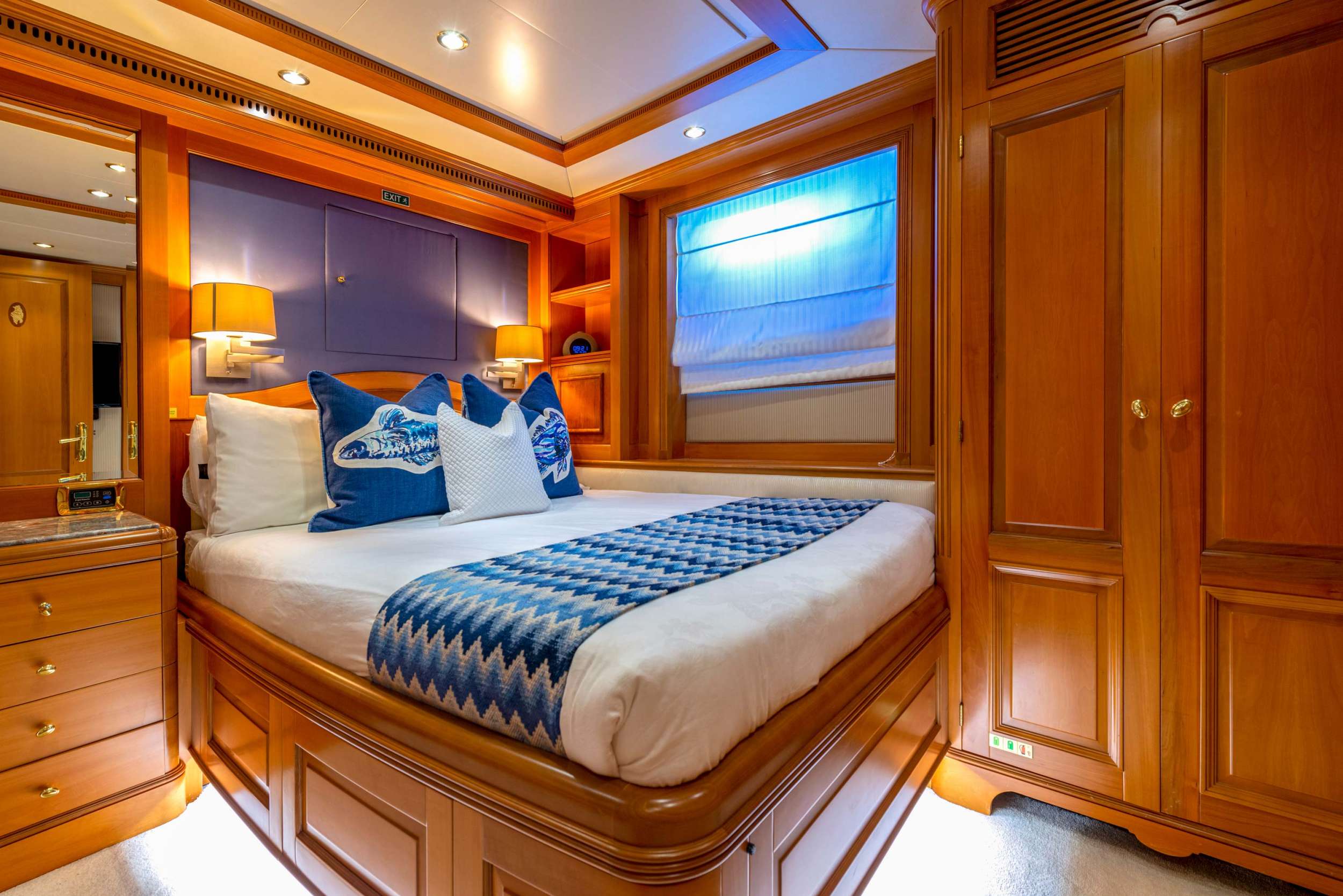Double Cabin