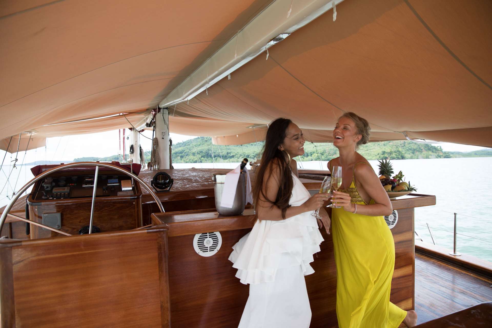 Aft deck bar