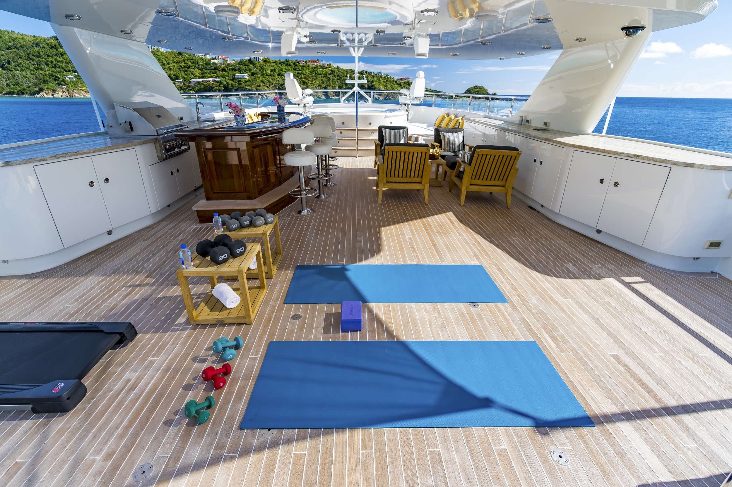 PURE BLISS Yacht Charter - Pure Bliss Exercise set up