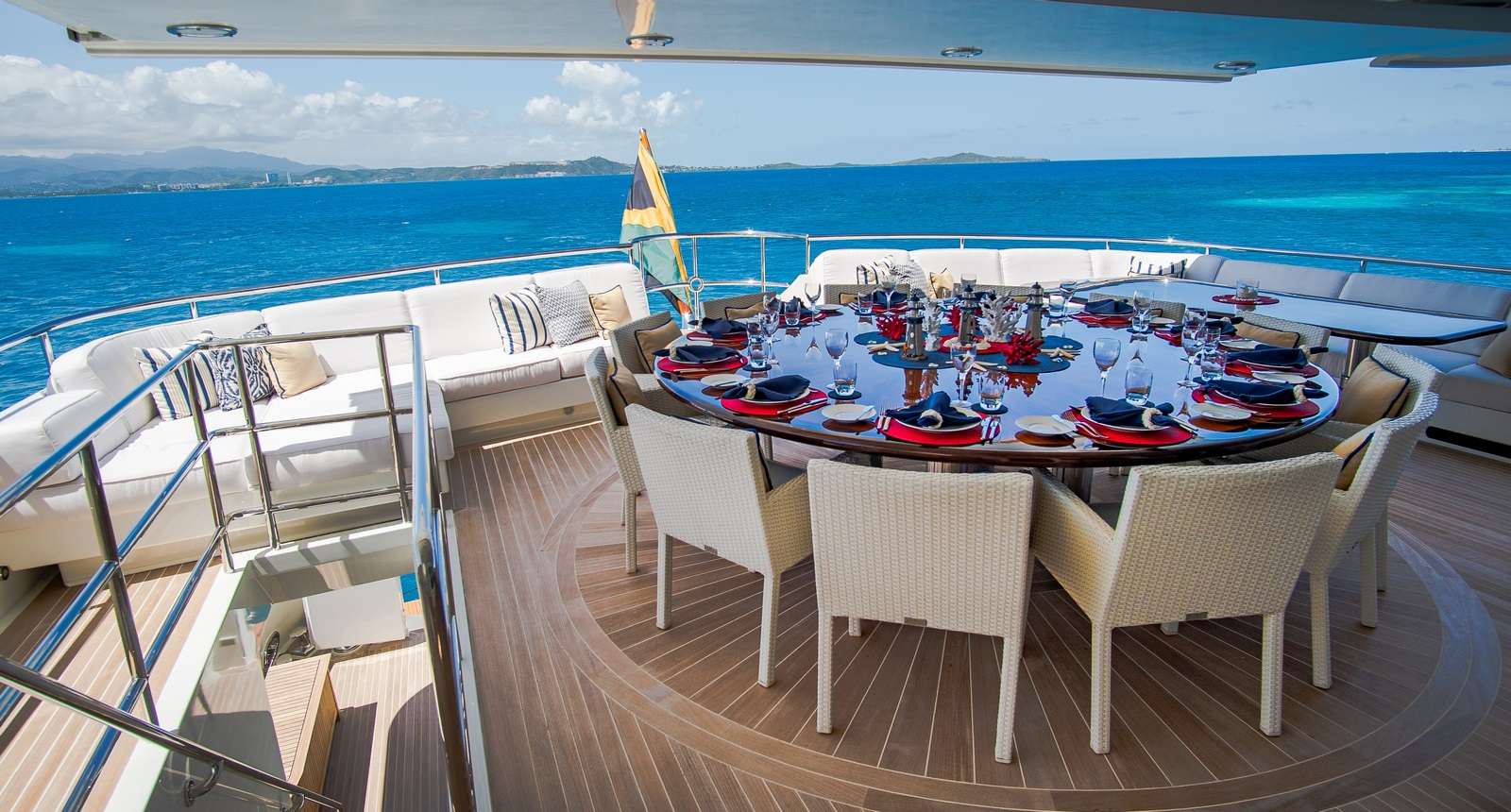 PURE BLISS Yacht Charter - Al fresco Dining - Bridge Deck