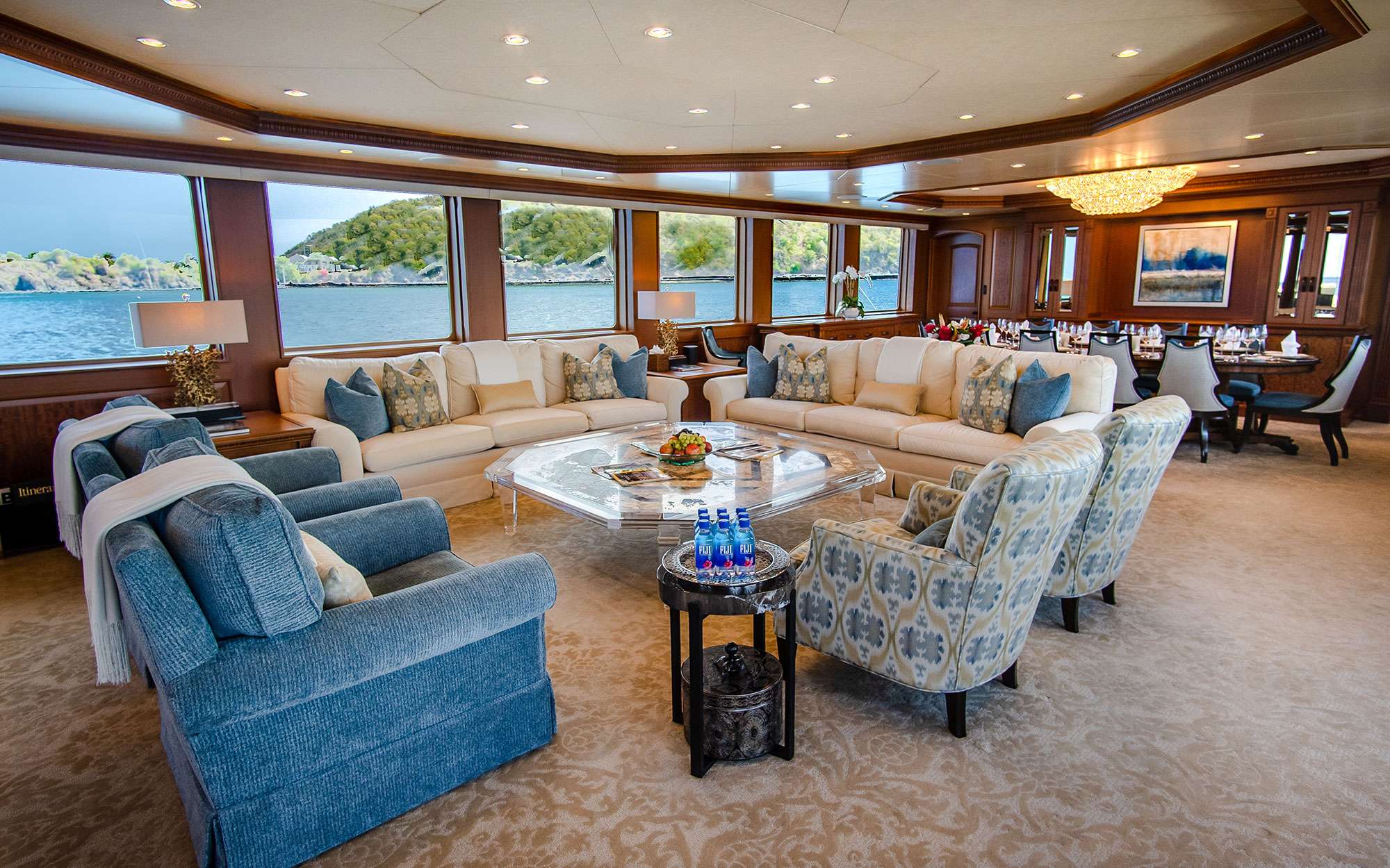 PURE BLISS Yacht Charter - Main Salon