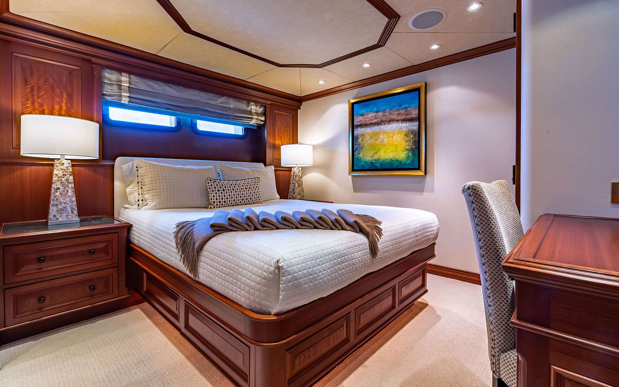 PURE BLISS Yacht Charter - Double Stateroom